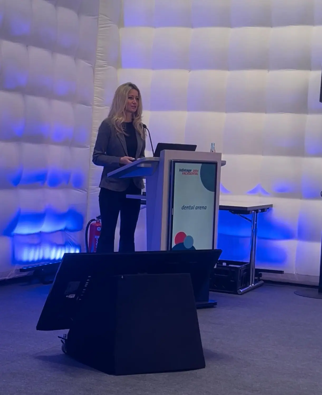 Referentin für Zahnmedizin